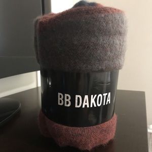 BBDakota Poncho